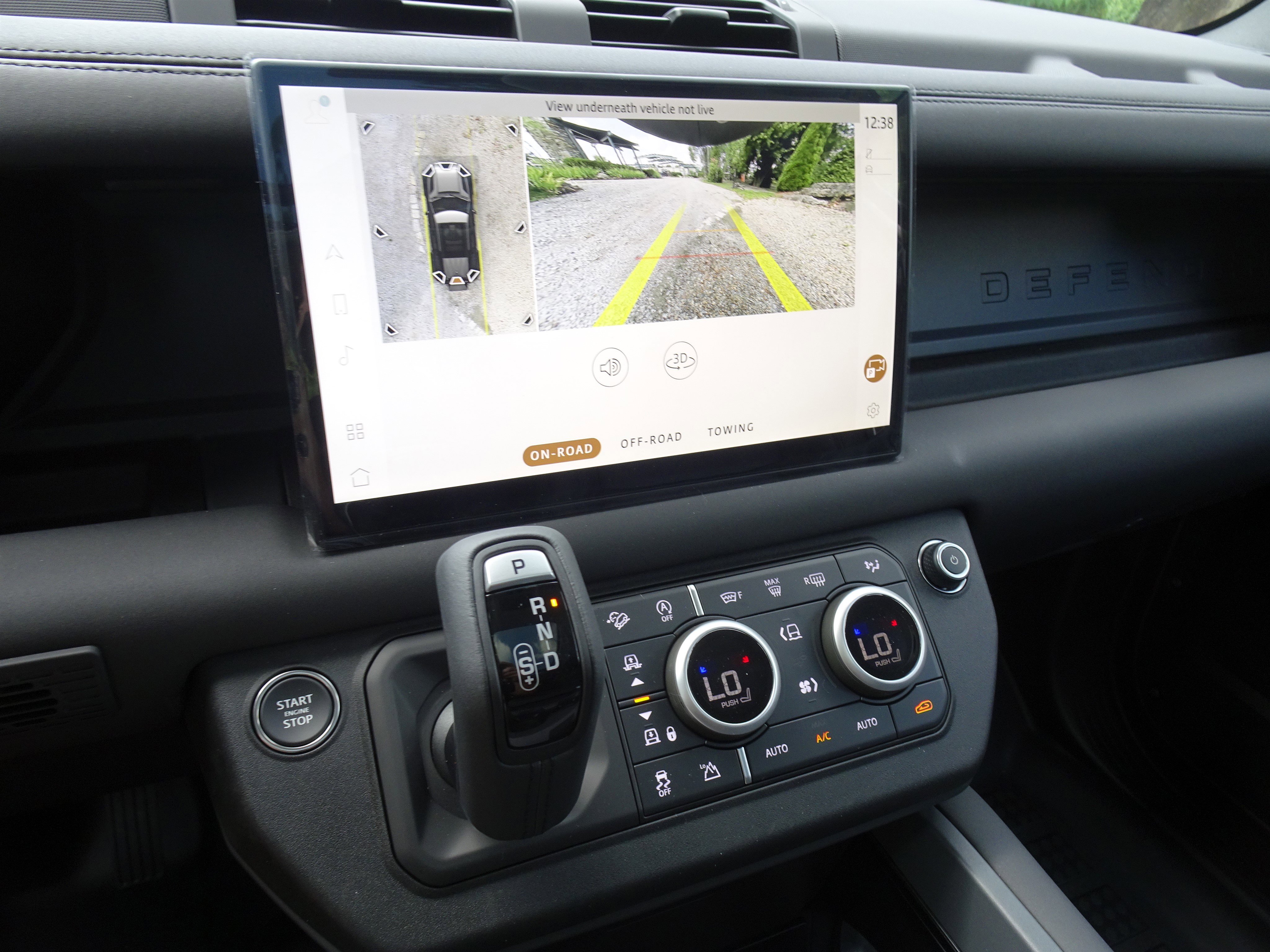 New 2025 Land Rover Defender 110 S image 4