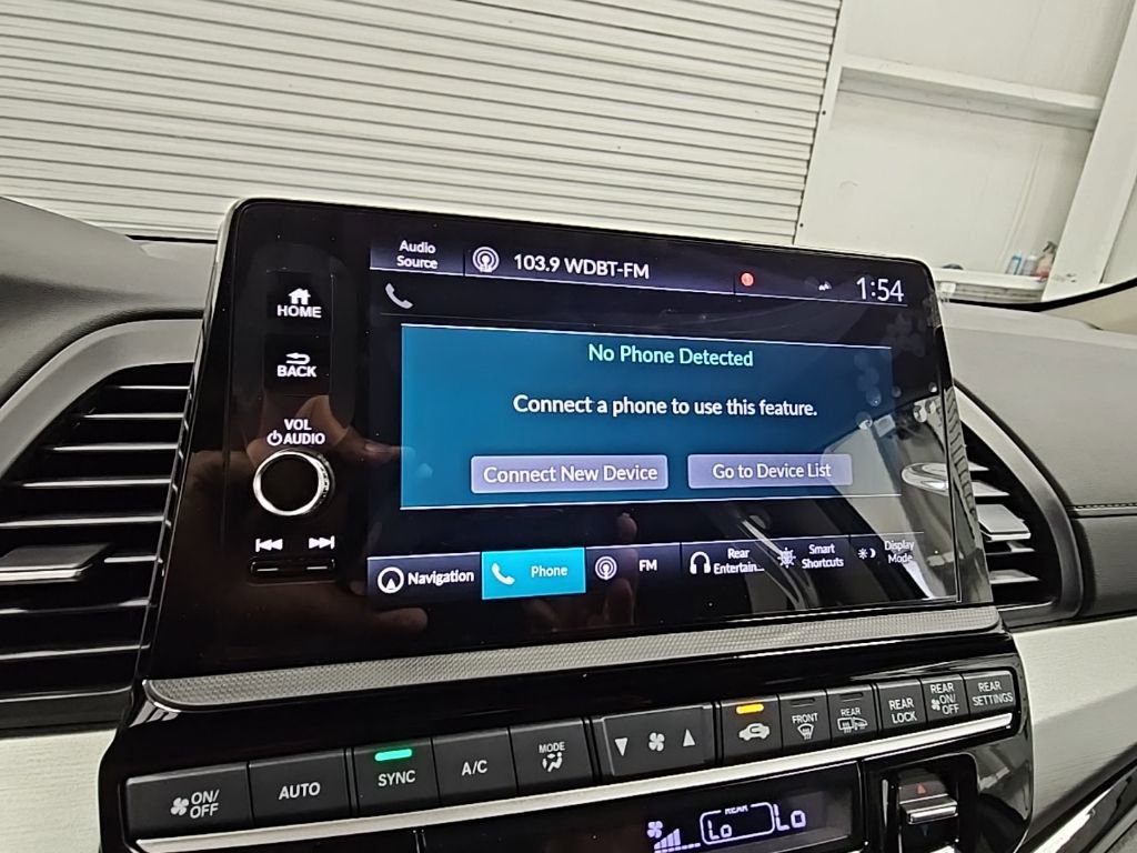 New 2026 Honda Odyssey Touring image 15