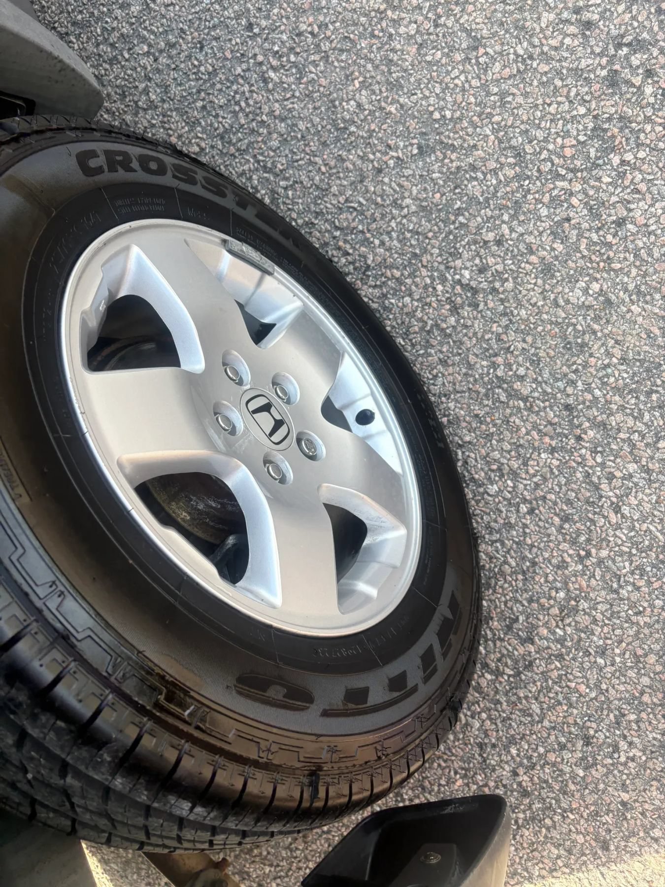 Used 2004 Honda Element EX image 47