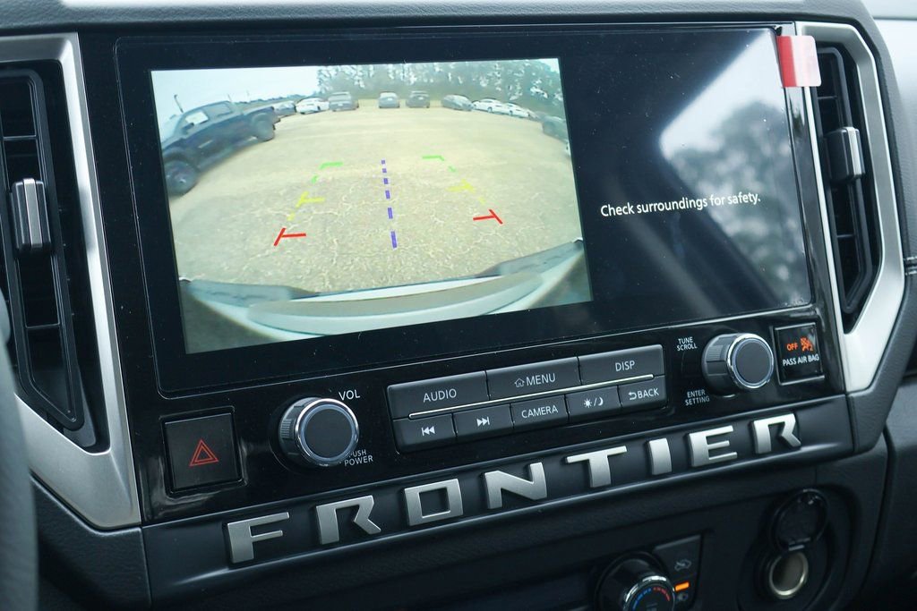 New 2026 Nissan Frontier SV image 4