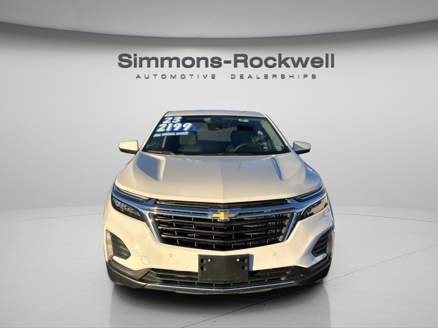 Used 2023 Chevrolet Equinox LT w/ LPO, Floor Liner Package image 2