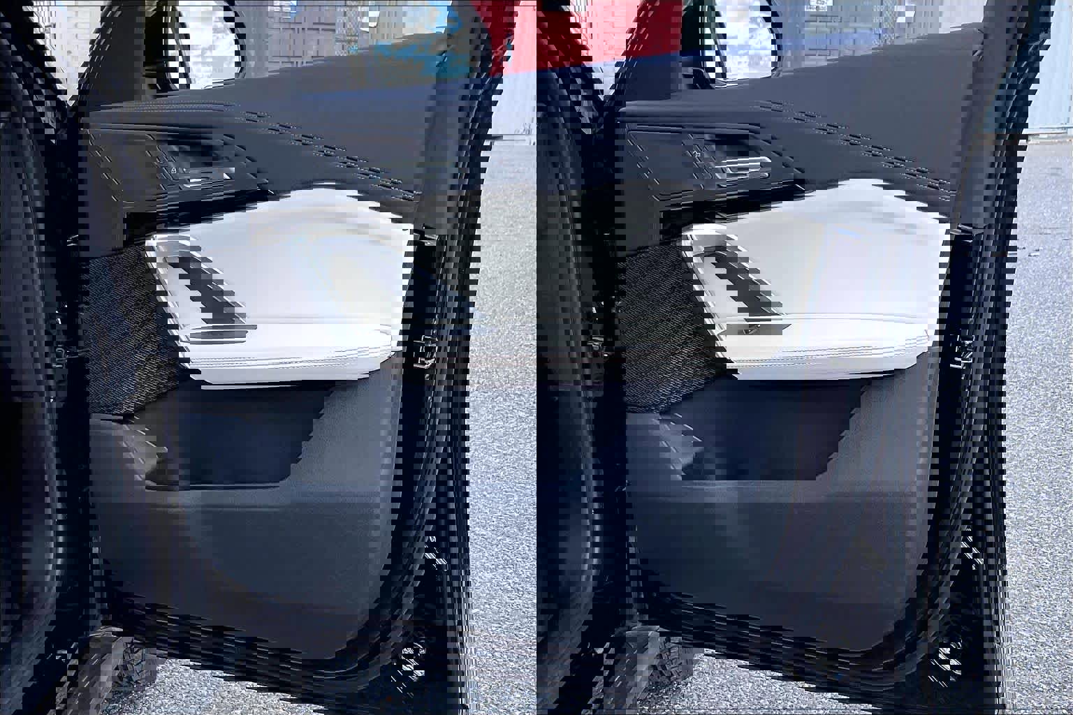 Certified 2025 BMW X2 xDrive28i image 24