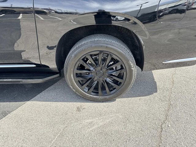 Used 2023 Cadillac Escalade ESV Premium Luxury image 35