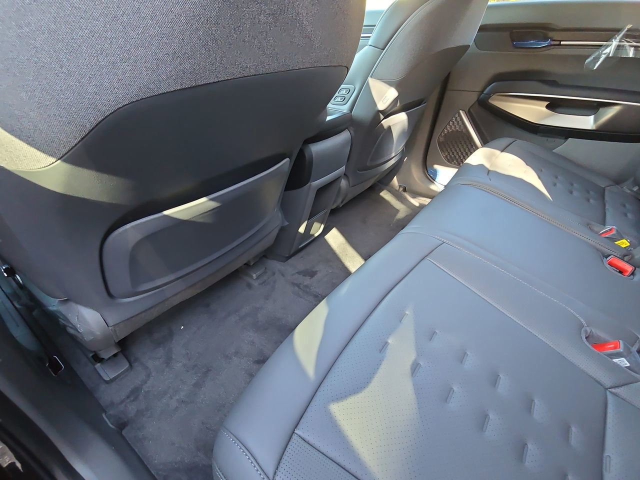 New 2026 Kia EV9 Wind AWD/4WD image 13