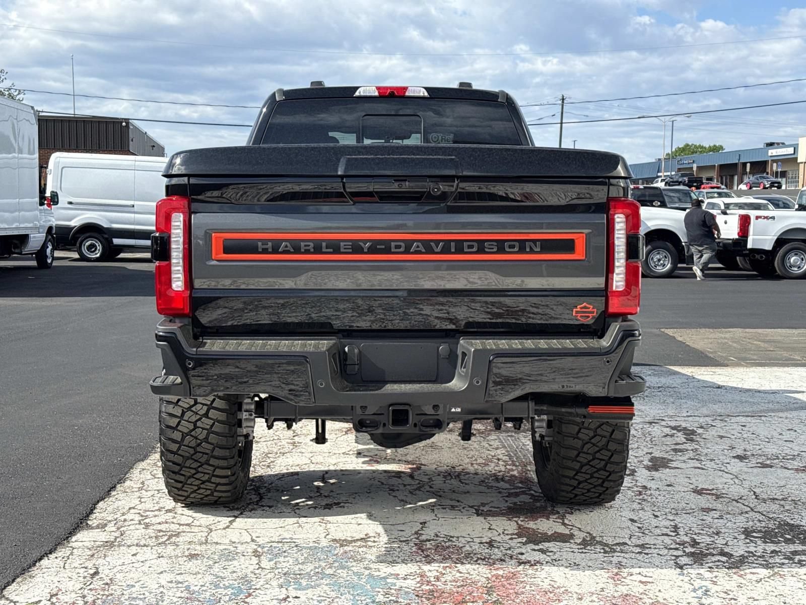 New 2026 Ford F250 Lariat w/ Black Appearance Package AWD/4WD image 4