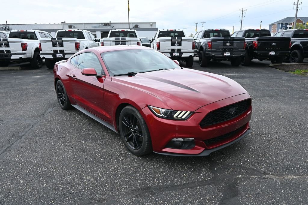 Used 2017 Ford Mustang Coupe RWD image 12