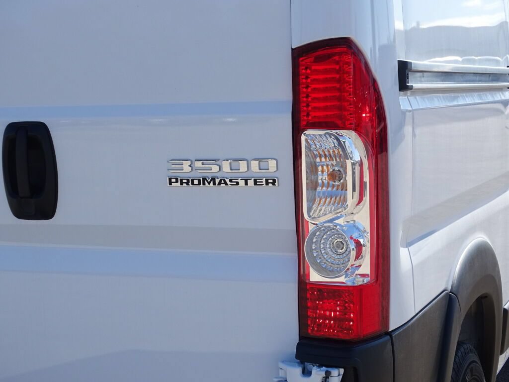 New 2025 RAM ProMaster 3500 w/ Convenience Group FWD image 7