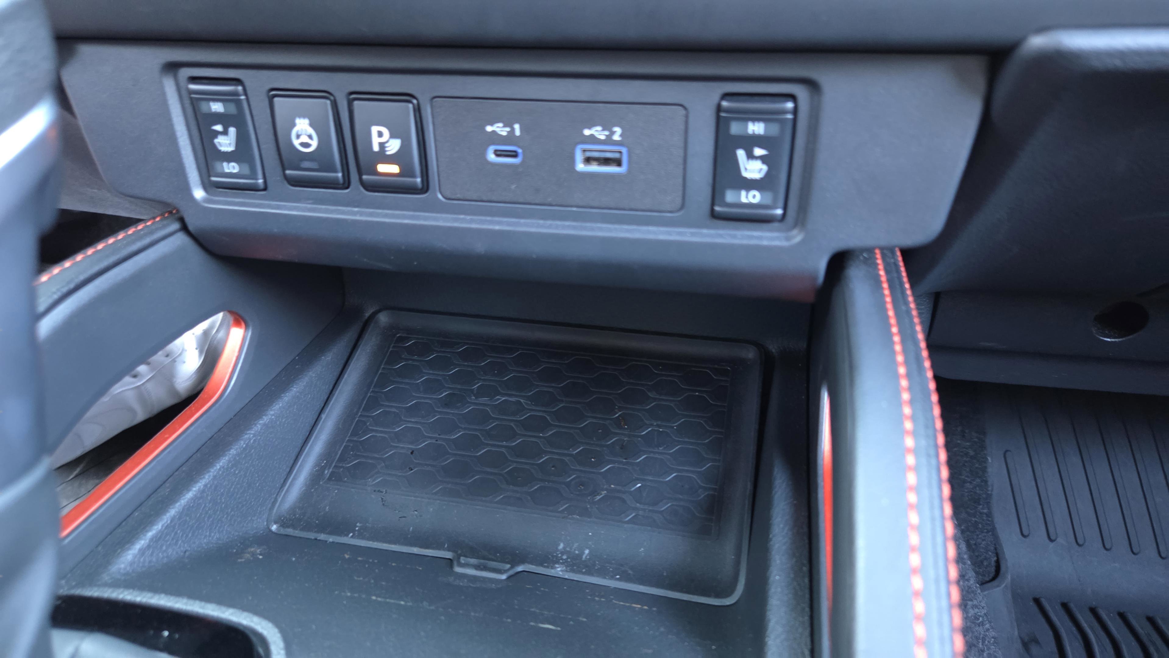 Used 2025 Nissan Frontier Pro-X w/ Pro Convenience Package RWD image 21