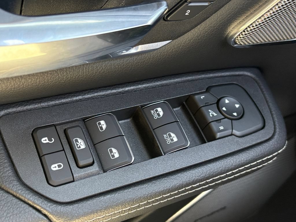 New 2026 RAM 1500 Laramie w/ Night Edition AWD/4WD image 11