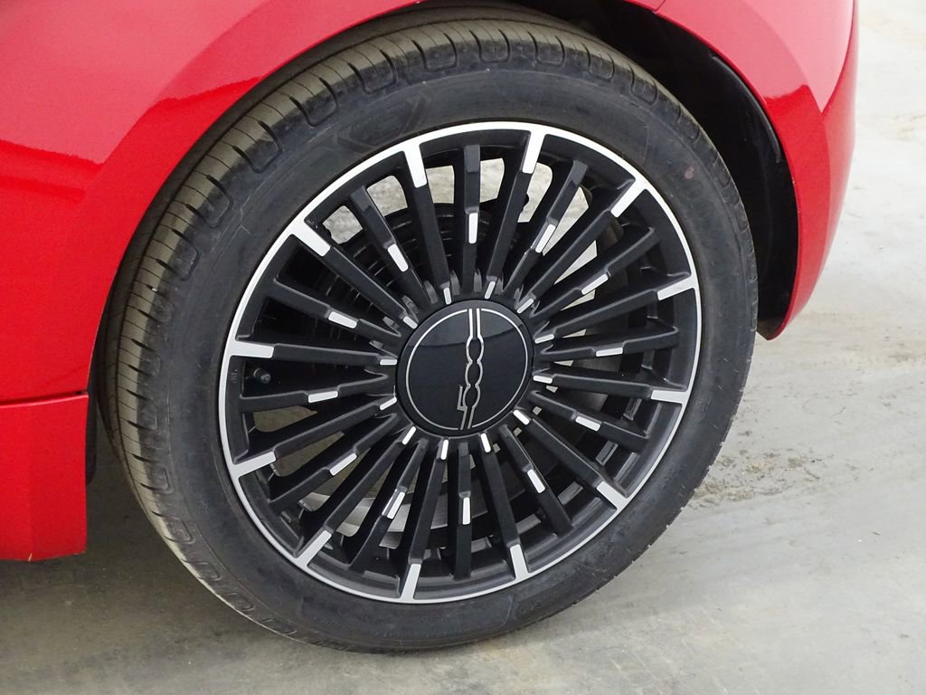 Used 2024 FIAT 500 e (RED) image 36