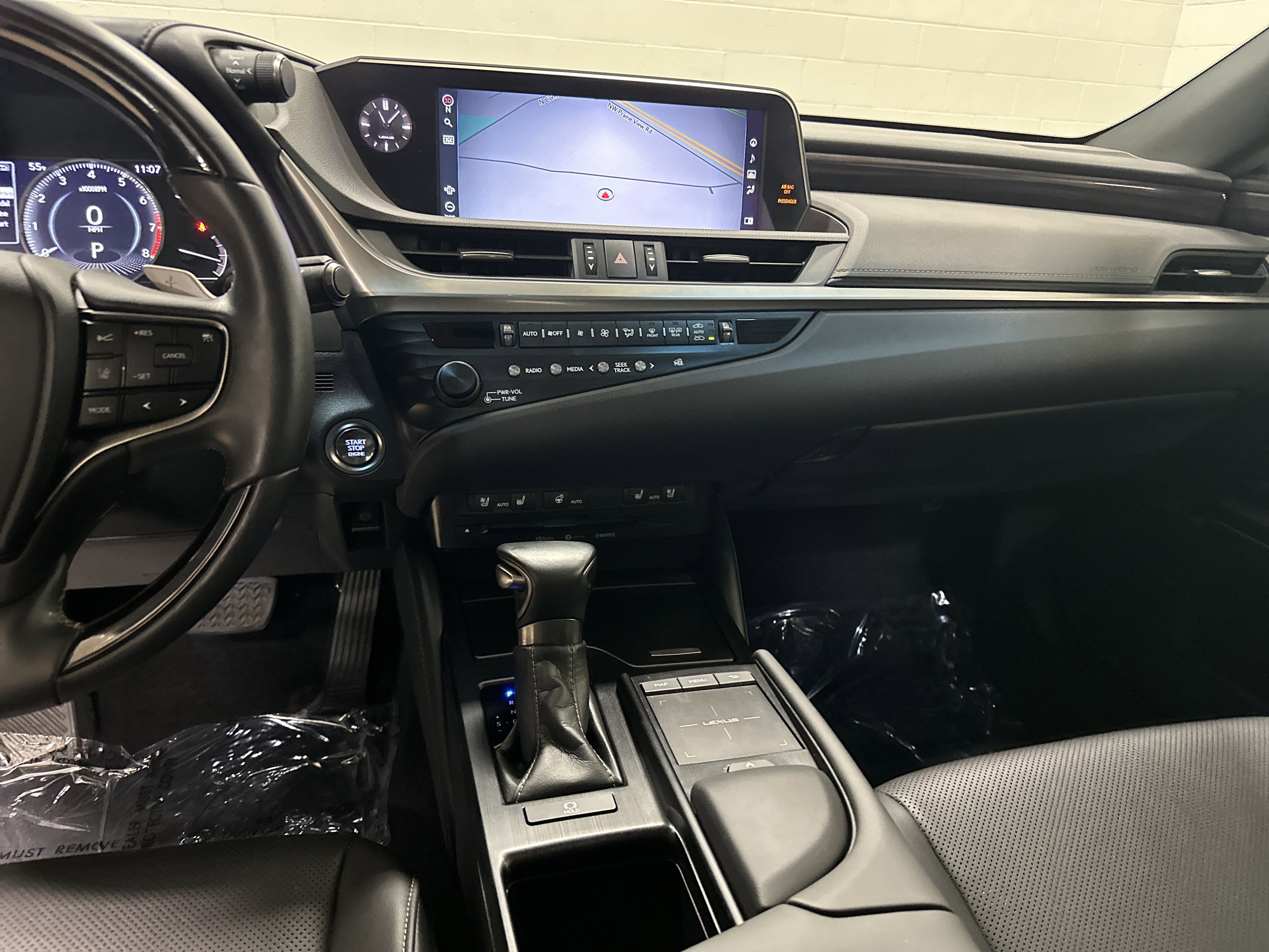 Used 2020 Lexus ES 350 w/ Premium Package image 30