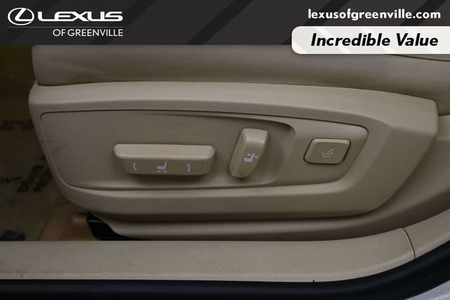 Used 2014 Lexus ES 300h w/ Luxury Package w/Bamboo Trim FWD image 24
