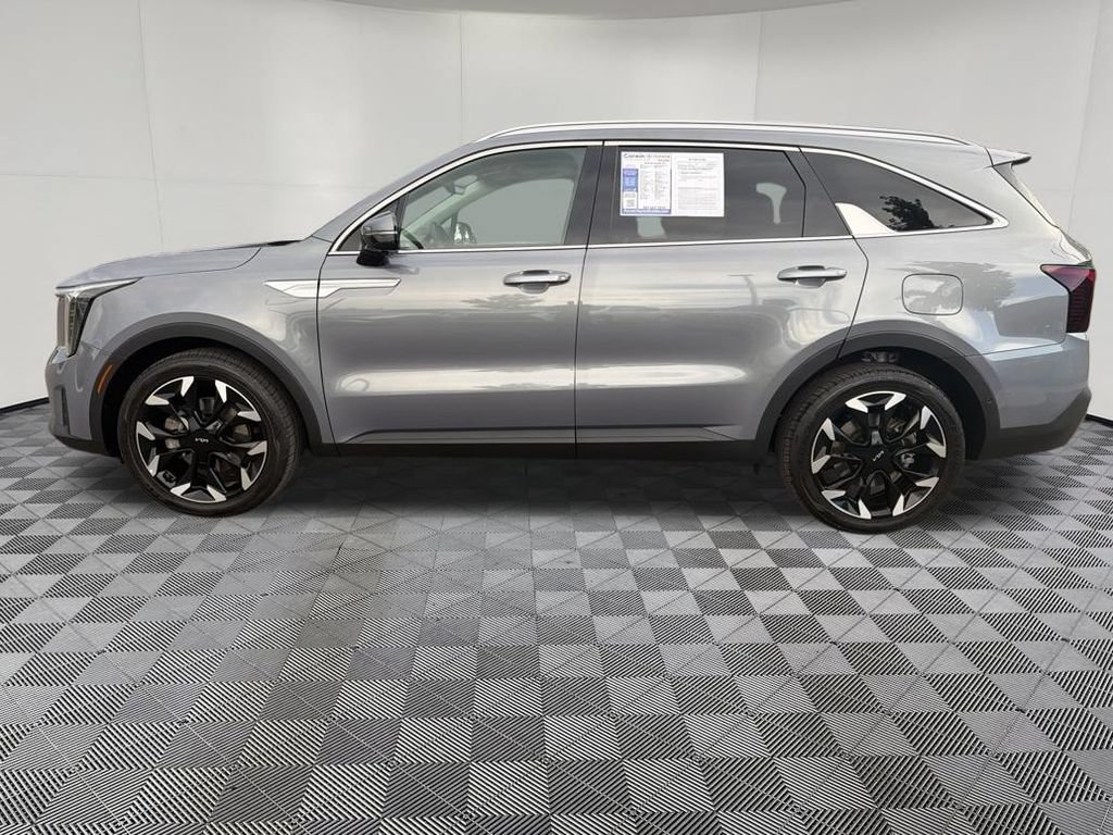 Used 2025 Kia Sorento SX FWD image 4