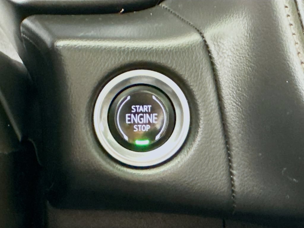 Used 2021 Chevrolet Tahoe High Country AWD/4WD image 40