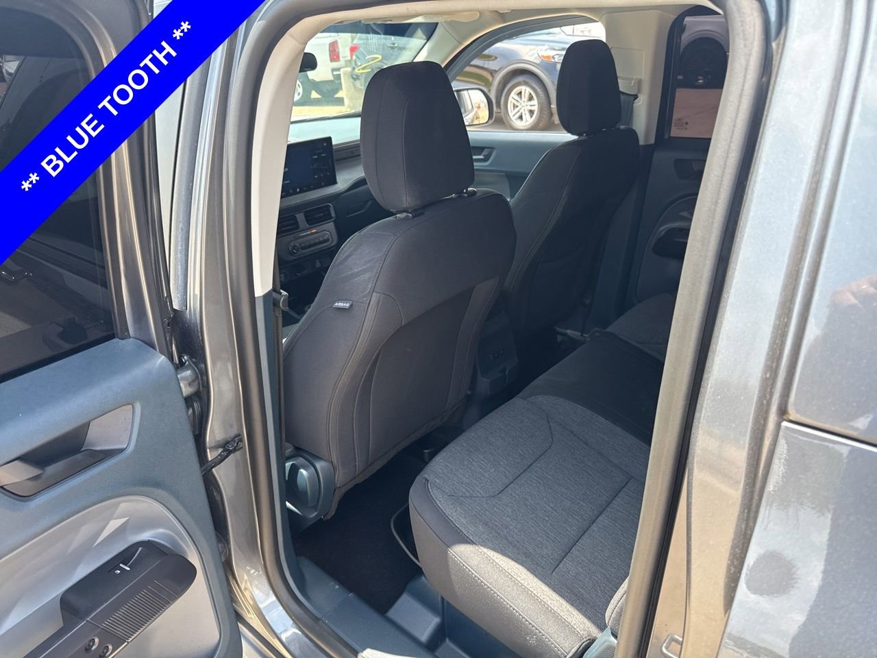 Used 2025 Ford Maverick XLT w/ Black Appearance Package image 8