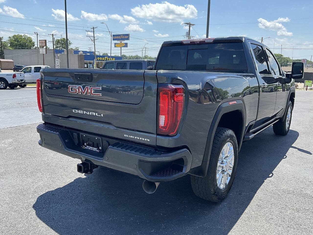 Used 2021 GMC Sierra 2500 Denali w/ Denali Ultimate Package AWD/4WD image 10