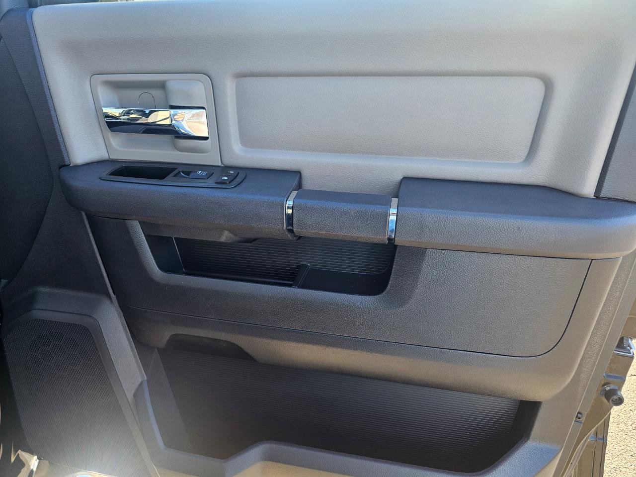 Used 2012 RAM 1500 Big Horn image 19