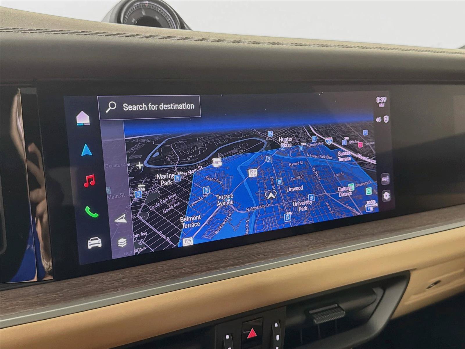 Certified 2025 Porsche Cayenne Turbo AWD/4WD image 22
