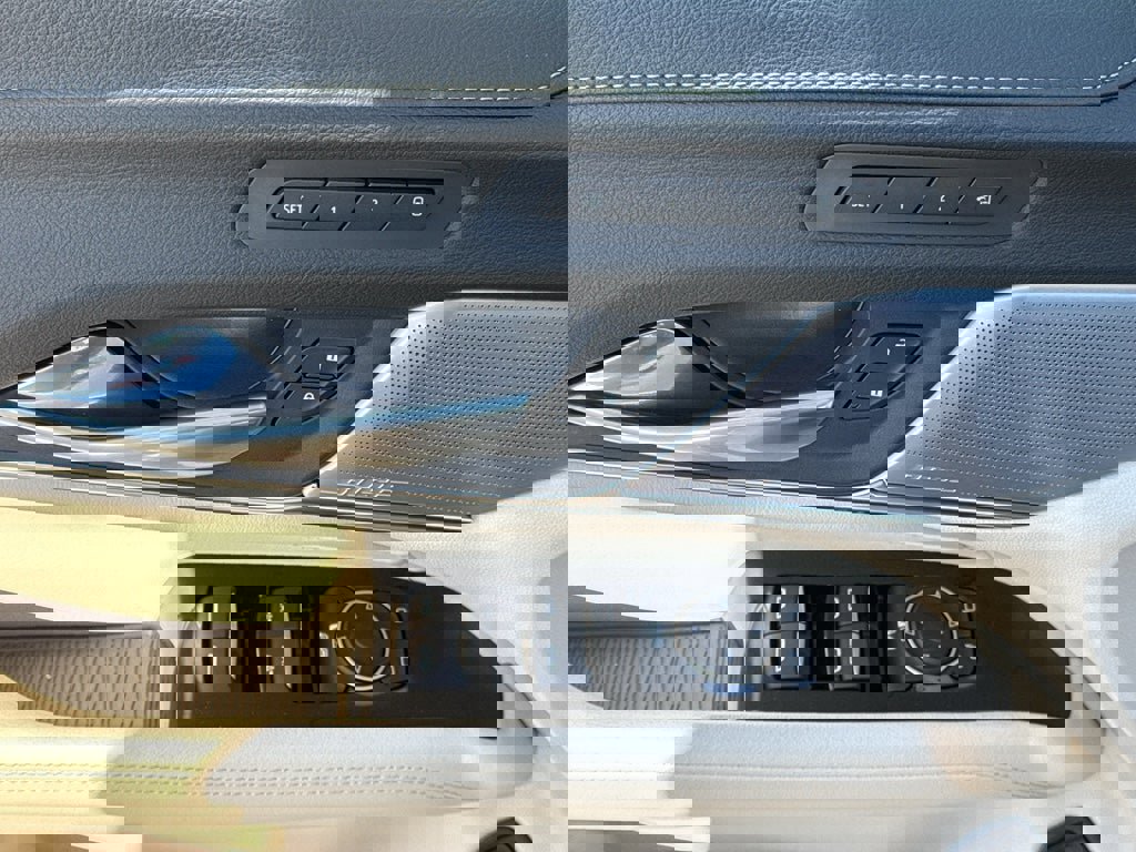 New 2026 Cadillac CT4 Premium Luxury image 10