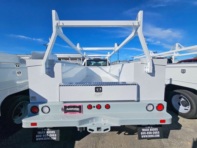 New 2026 Ford F450 XL w/ XL Chrome Package RWD image 6