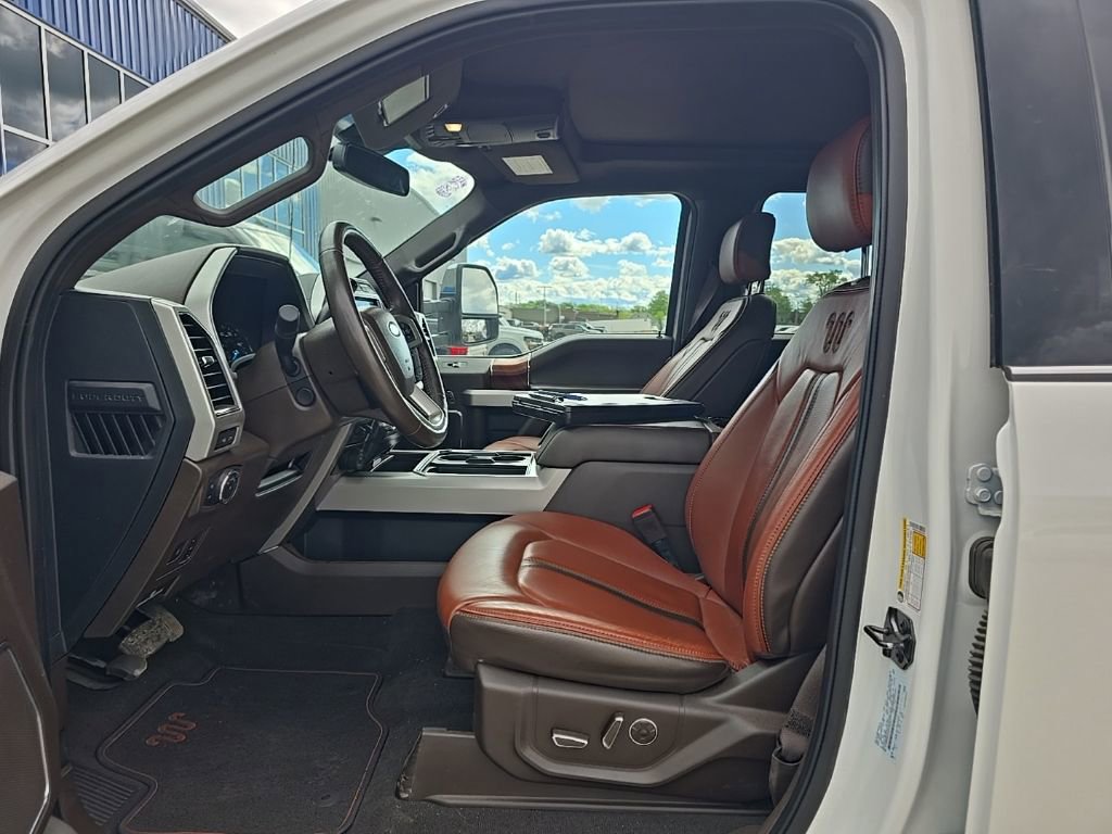 Used 2022 Ford F350 King Ranch w/ King Ranch Ultimate Package AWD/4WD image 14