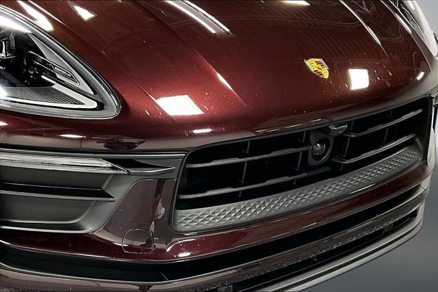 Used 2023 Porsche Macan Turbo AWD/4WD image 29