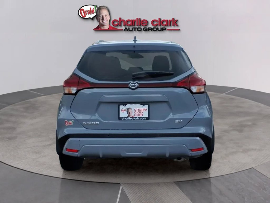 Certified 2023 Nissan Kicks SV FWD image 4
