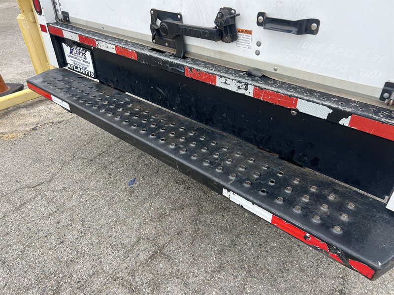 Used 2021 GMC Savana 3500 w/ Power Convenience Package RWD image 15