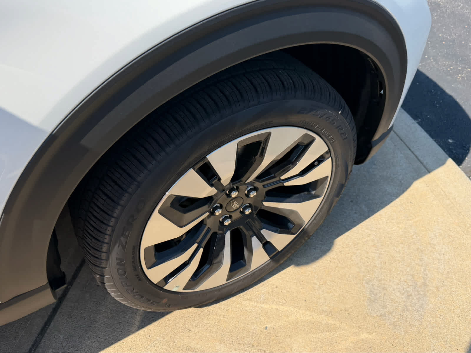 New 2026 Ford Explorer Platinum w/ LUX Leather Package AWD/4WD image 6