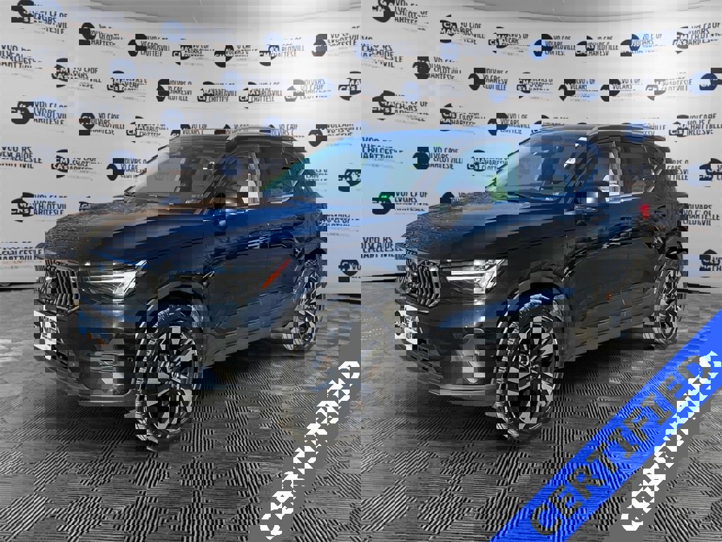 Certified 2023 Volvo XC40 B5 Plus w/ Driver Assist Package image 1