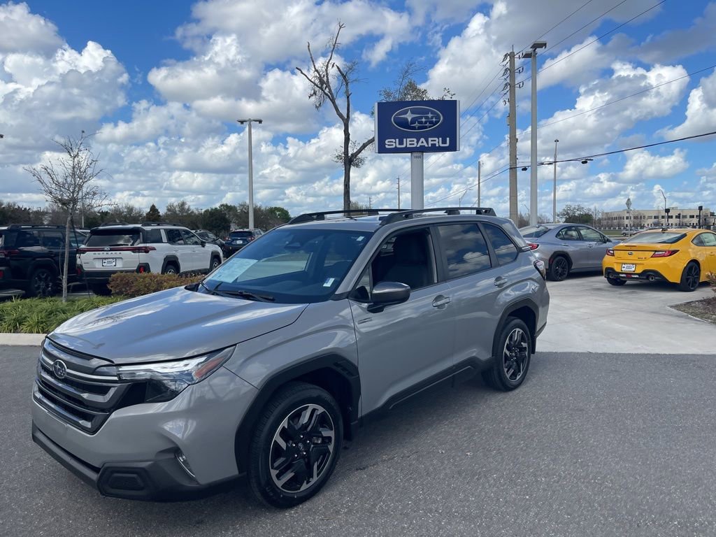 Used 2025 Subaru Forester Premium w/ Protection Package (1PH) image 1