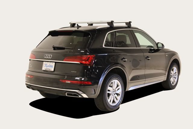 Used 2024 Audi Q5 2.0T Premium w/ Convenience Package image 6
