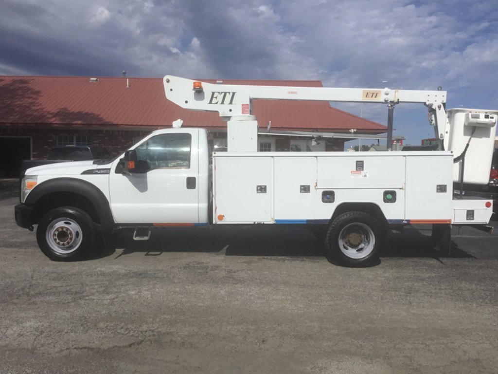 Used 2011 Ford F450 XL w/ PWR Equipment Group RWD image 4
