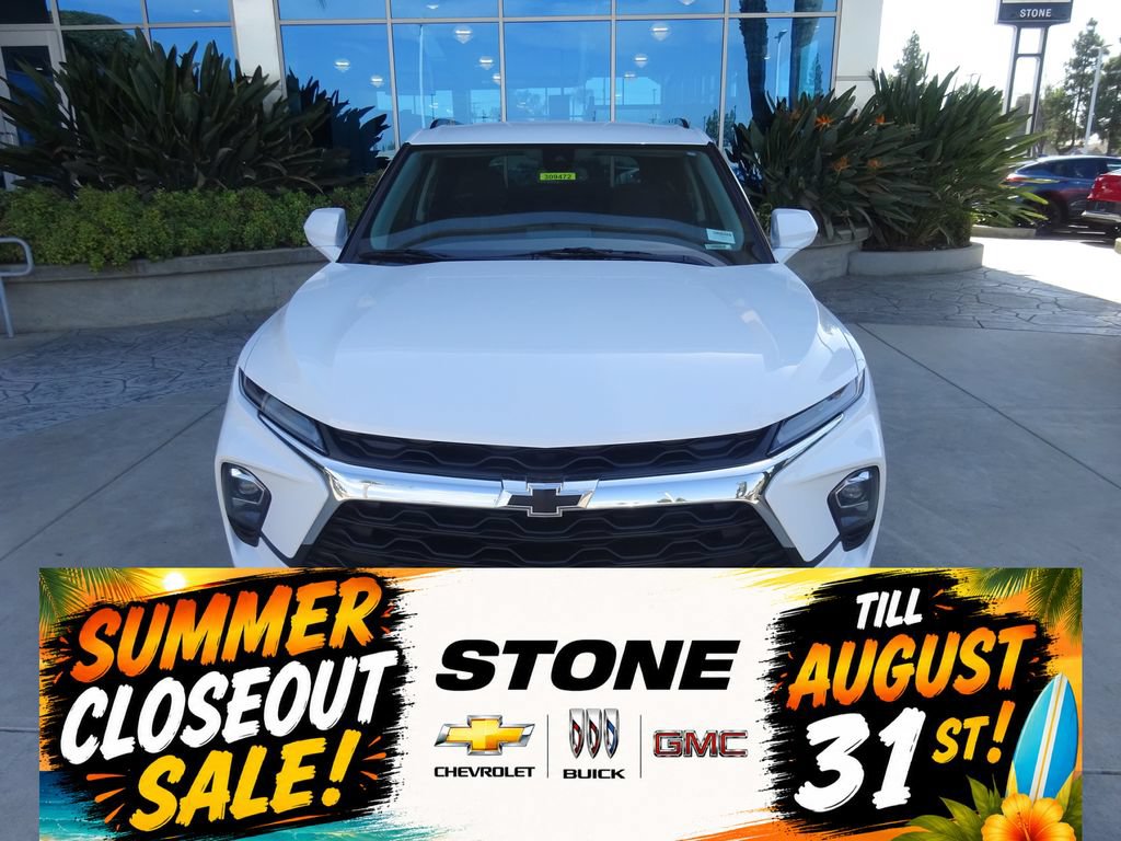 Certified 2024 Chevrolet Blazer LT w/ Convenience Package FWD image 2