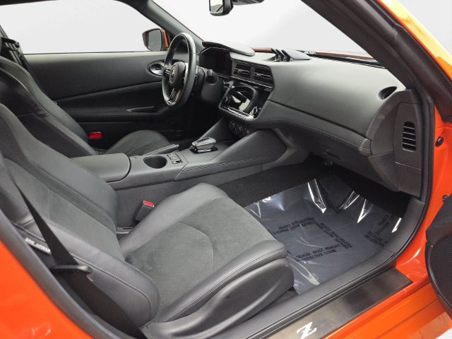 Used 2024 Nissan Z Performance w/ Heritage Edition RWD image 37
