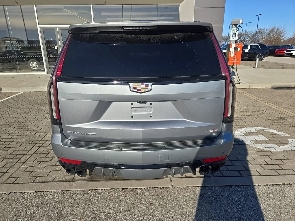 Used 2023 Cadillac Escalade V image 6