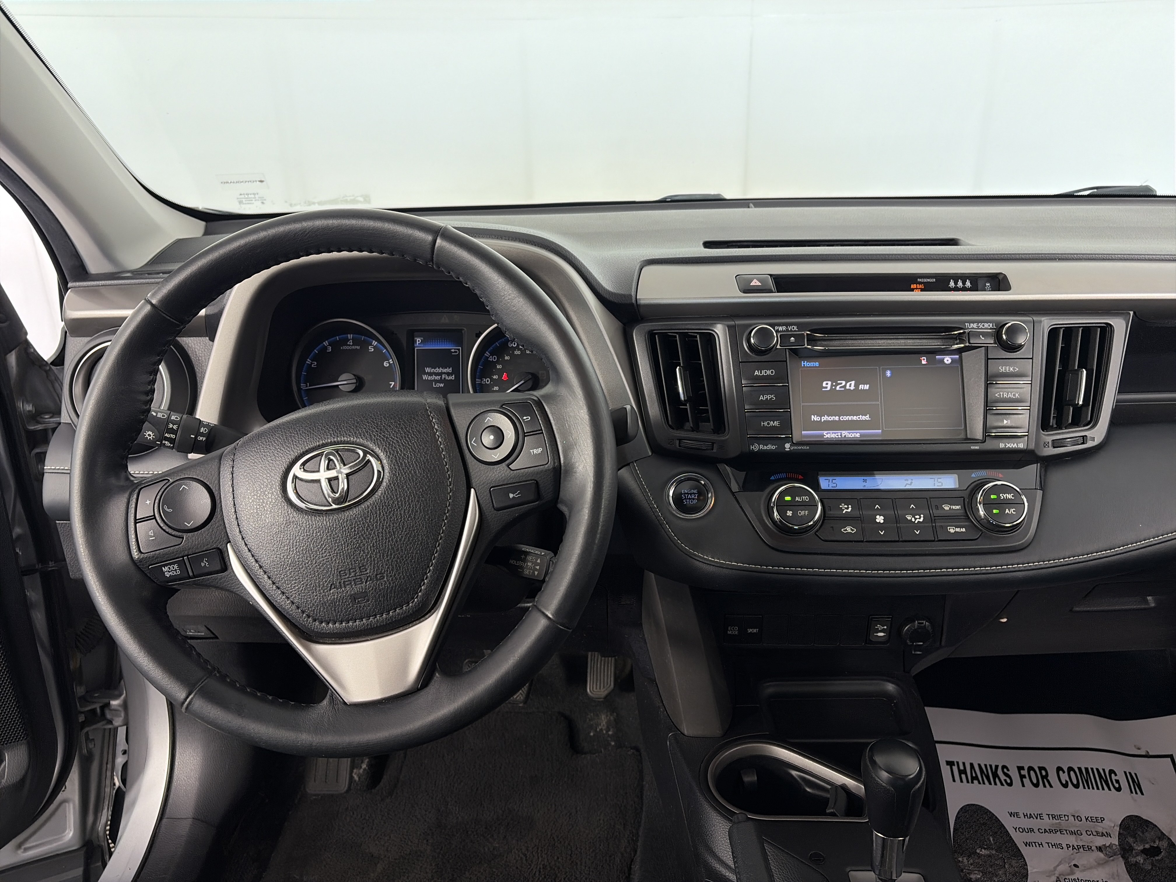 Used 2018 Toyota RAV4 XLE FWD image 3