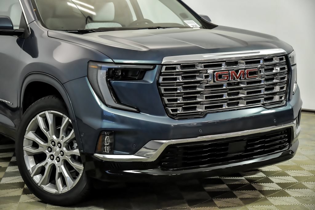 New 2027 GMC Acadia Denali w/ Denali Reserve Package AWD/4WD image 2