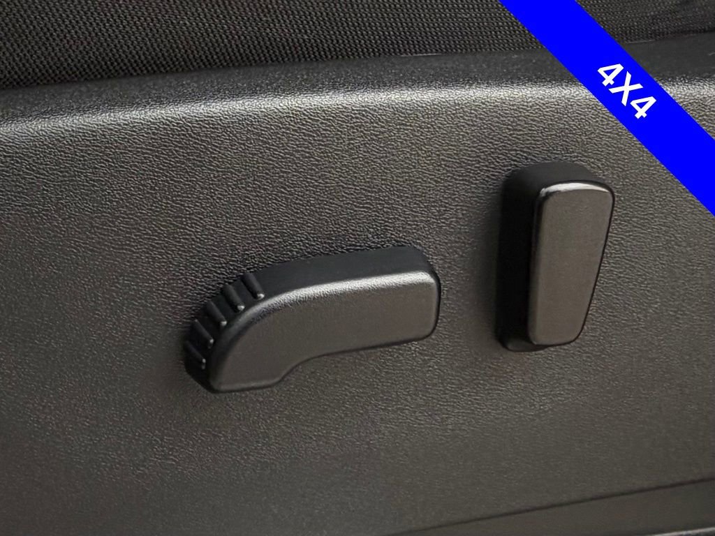 Used 2023 Nissan Frontier PRO-4X w/ Technology Package image 7