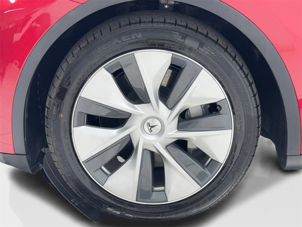 Used 2021 Tesla Model Y Long Range image 57