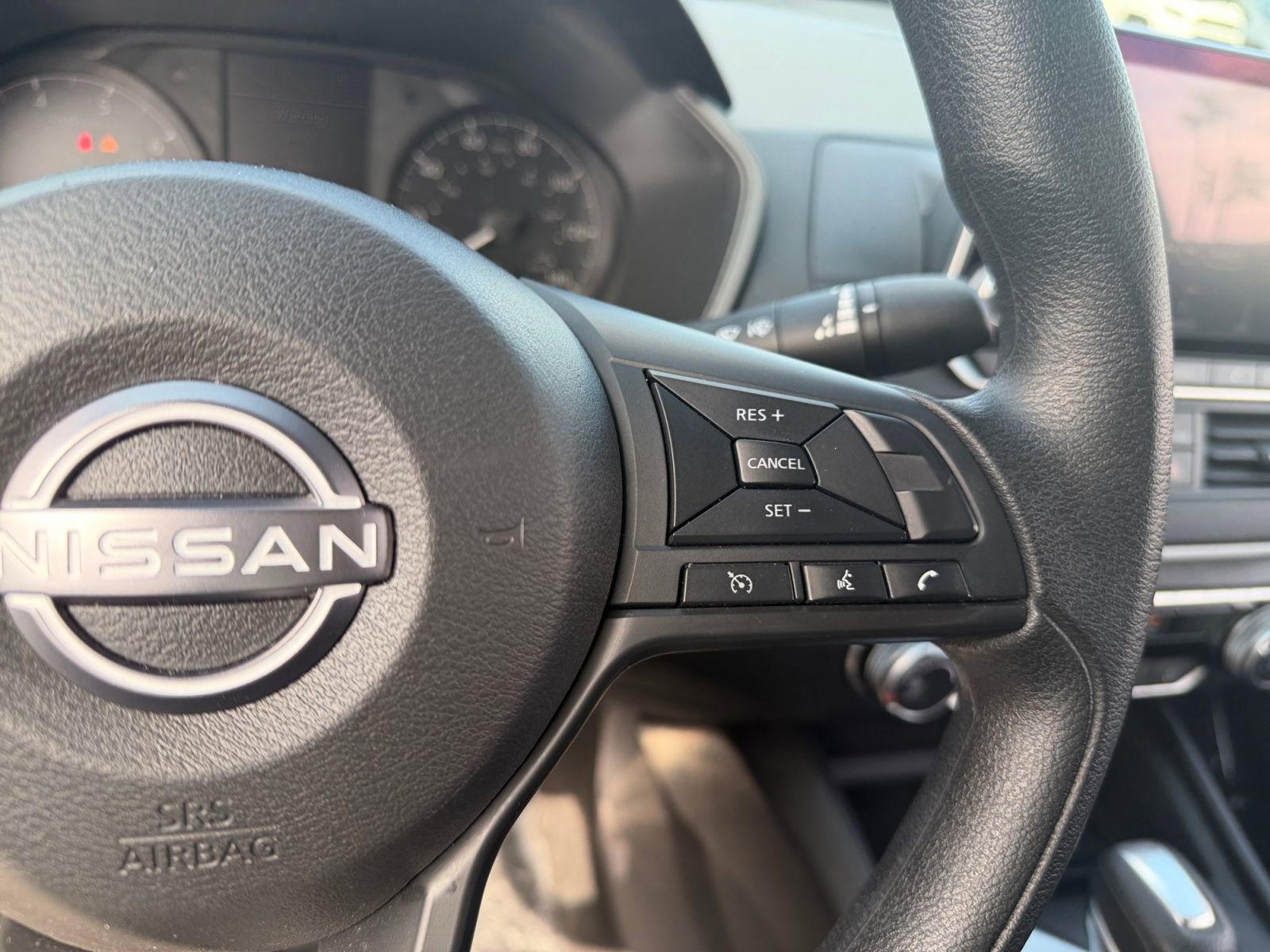 Used 2025 Nissan Altima 2.5 S image 19