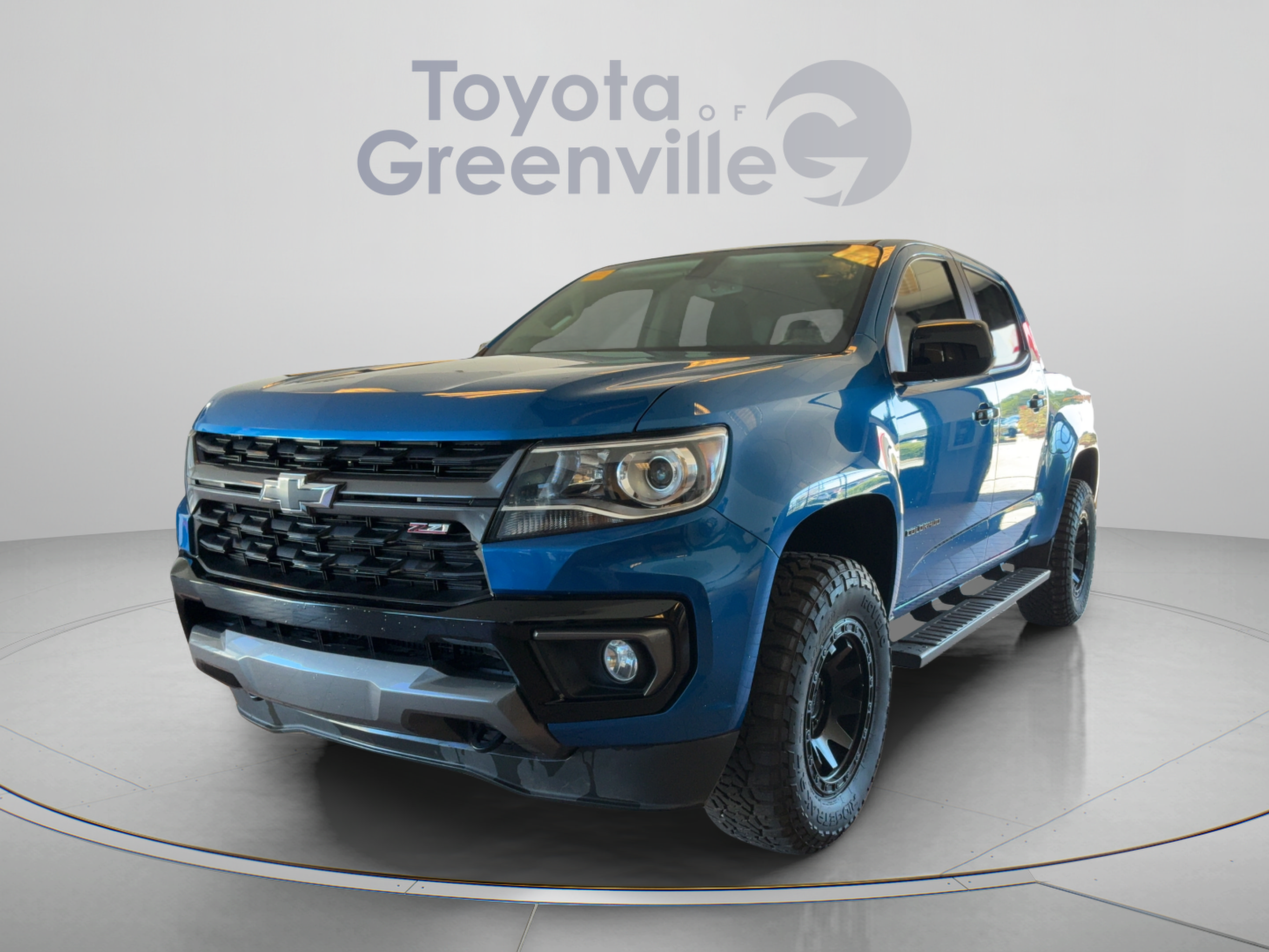 Used 2022 Chevrolet Colorado Z71 AWD/4WD image 1