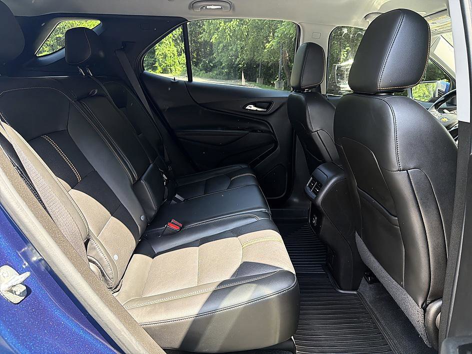 Used 2022 Chevrolet Equinox Premier AWD/4WD image 20