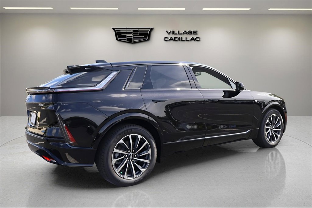 New 2026 Cadillac Lyriq Premium Sport image 5