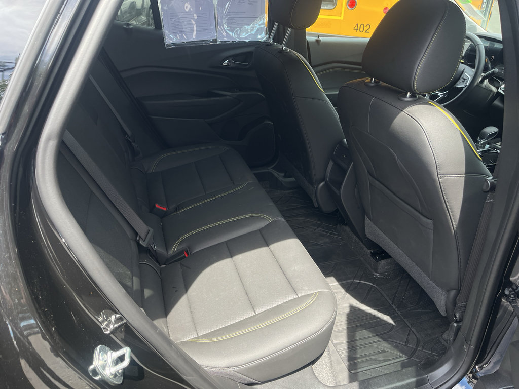 Used 2026 Chevrolet Trax ACTIV w/ Driver Confidence Package FWD image 31