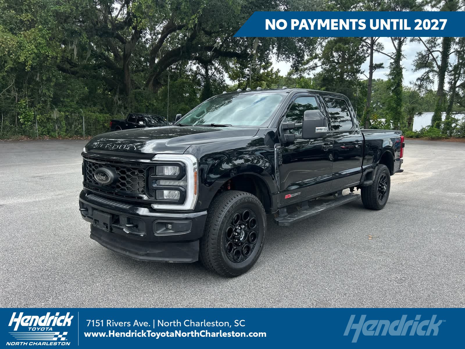 Used 2025 Ford F350 Lariat w/ Black Appearance Package AWD/4WD image 1
