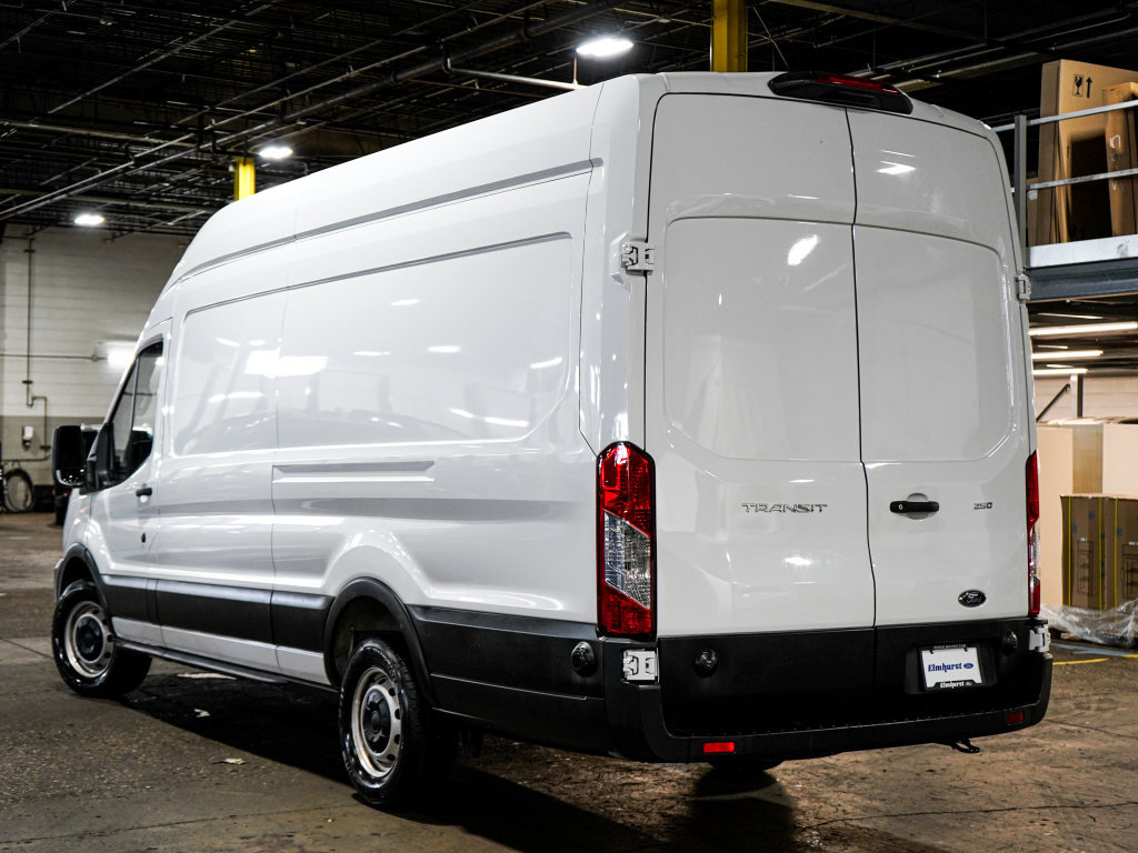 Used 2025 Ford Transit 250 148 High Roof Extended w/ Load Area Protection Package RWD image 5