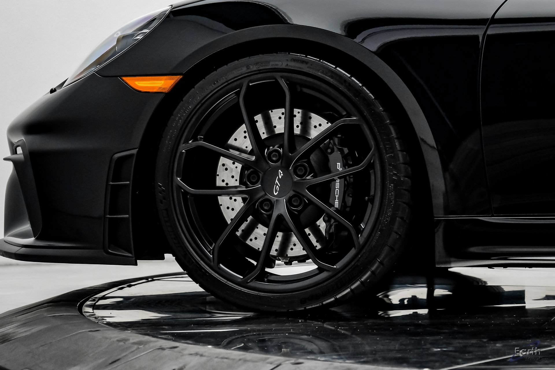 Used 2021 Porsche 718 Cayman GT4 RWD image 95