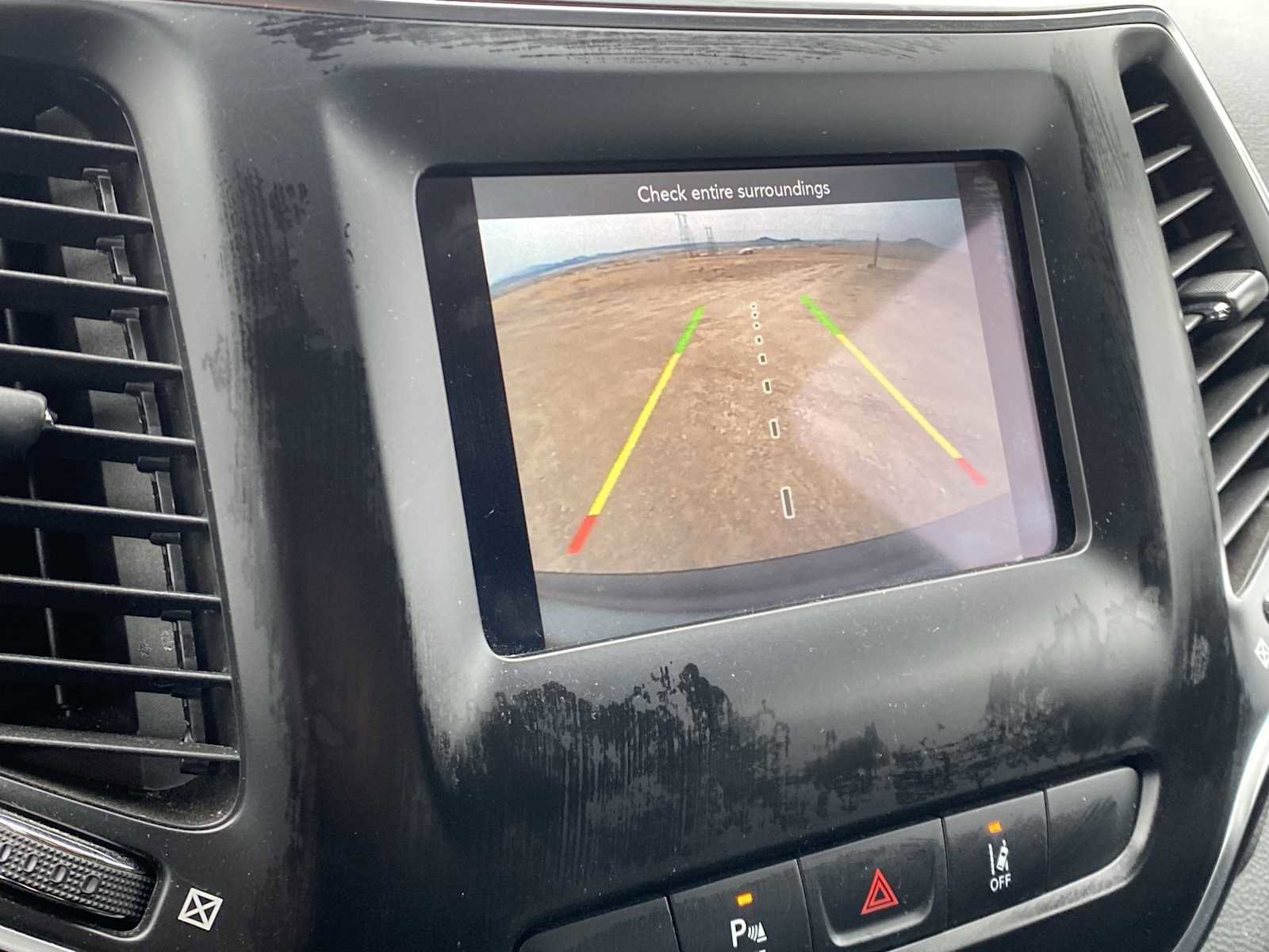 Used 2020 Jeep Cherokee Latitude Lux w/ Quick Order Package 26H Lux image 18