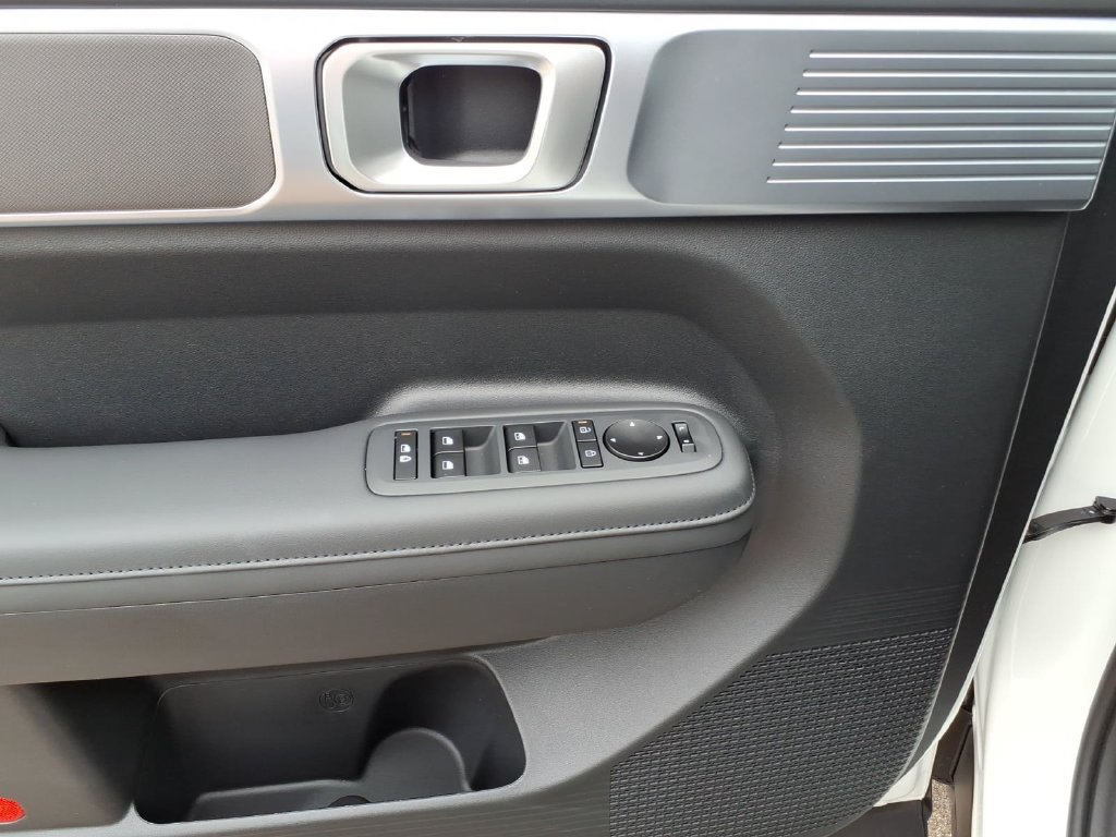 Certified 2026 Hyundai Santa Fe SEL FWD image 12